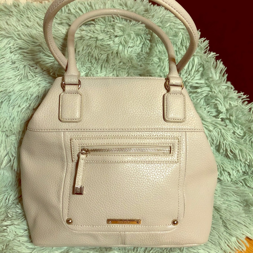 Nine West grey purse ❤️